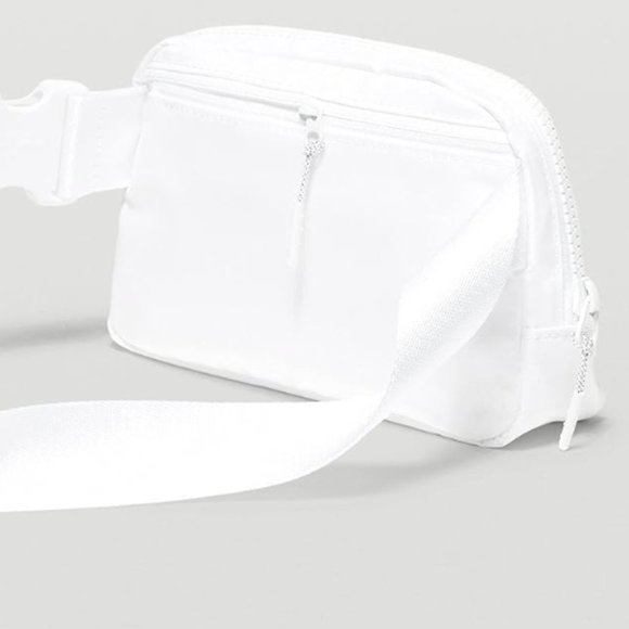 (2334-2337) 🍋 NWT LULULEMON WHITE EVERYWHERE BELT BAG - Picture 6 of 7